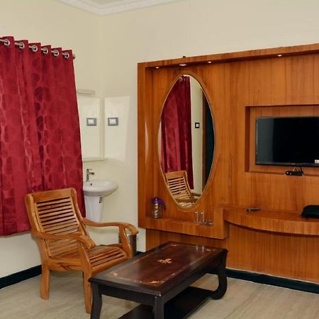 Anandha Grand Lodge Tiruchchendūr מראה חיצוני תמונה