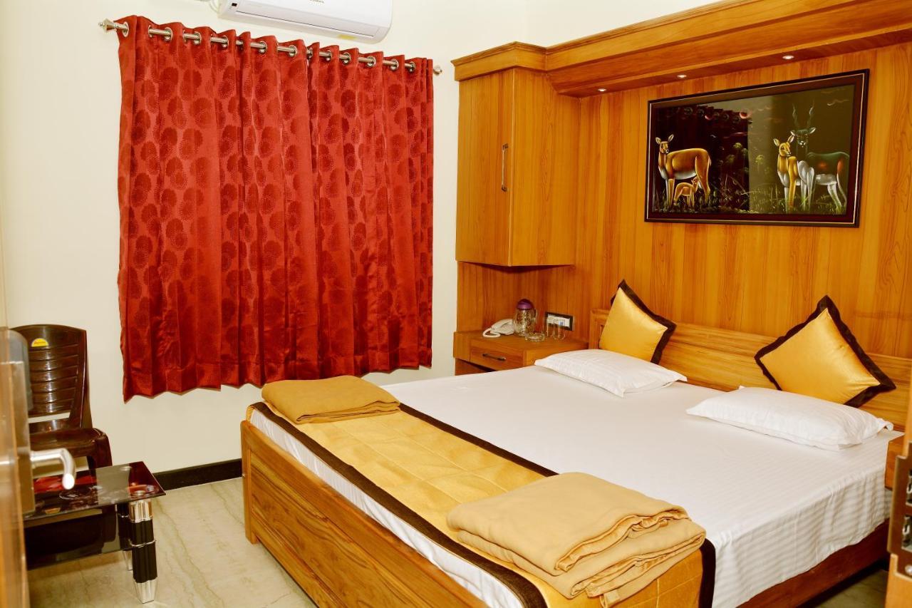 Anandha Grand Lodge Tiruchchendūr מראה חיצוני תמונה